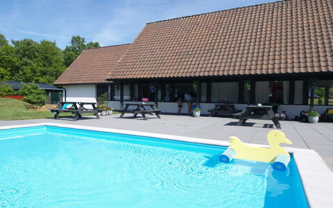 Georg - 300M from the Sea: Svømmepøl, Fritid, Fritid, Udvej, Udendørs Møbler, Sjovt, Skygge, Ferie, Eco Hotel, Ferieby