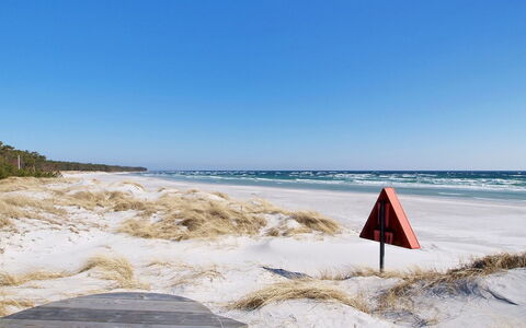 Blakke - 250M from the Sea: Himmel, Blå, Strand, Horisont, Kyst, Hav, Coastal Og Oceaniske Landskabsformer, Kyst, Ocean, Sky