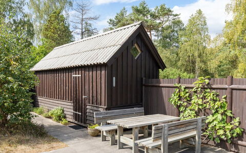 Læff - 50M from the Sea: Træ, Hus, Sommerhus, Hjem, Tag, Landdistrikt, Sidespor, Bjælkehytte, Garden Bygninger, Hårdttræ