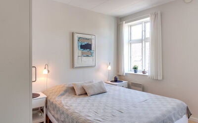 Gyta - 500M from the Sea
