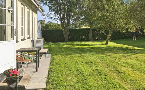 Ayk - 400M from the Sea: Tag, Hus, Land Lot, Hjem, Sommerhus, Estate, Garden Bygninger, Skygge, Bjælkehytte, Landscaping