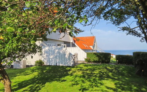 Ayk - 400M from the Sea: Tag, Hus, Land Lot, Hjem, Sommerhus, Estate, Garden Bygninger, Skygge, Bjælkehytte, Landscaping
