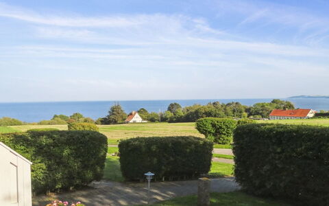 Ayk - 400M from the Sea: Tag, Hus, Land Lot, Hjem, Sommerhus, Estate, Garden Bygninger, Skygge, Bjælkehytte, Landscaping