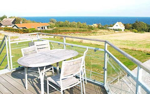 Hertha - 500M from the Sea: Træ, Hus, Sommerhus, Hjem, Tag, Landdistrikt, Sidespor, Bjælkehytte, Garden Bygninger, Hårdttræ