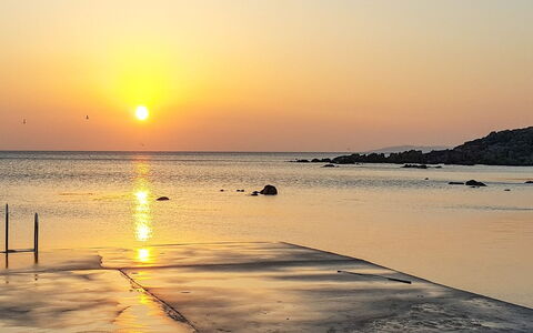 Ebertina - 500M from the Sea: Vand, Vandressourcer, Krop Af Vand, Sol, Horisont, Skumring, Solnedgang, Afterglow, Solopgang