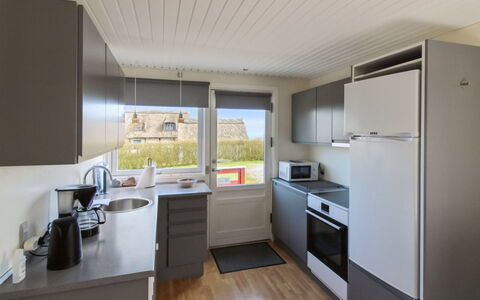 Ebertina - 500M from the Sea: Køkken, Større Bandage, Cabinetry, Countertop, Køkken Apparat, Komfur, Loft, Håndvask, Komfur, Køkkenvask