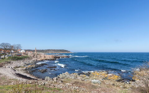 Ullamaj - 30M from the Sea: Træ, Hus, Sommerhus, Hjem, Tag, Landdistrikt, Sidespor, Bjælkehytte, Garden Bygninger, Hårdttræ
