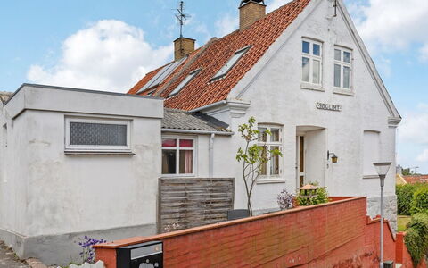 Alea - 200M from the Sea: Tag, Hus, Land Lot, Hjem, Sommerhus, Estate, Garden Bygninger, Skygge, Bjælkehytte, Landscaping