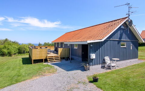 Voitto - 150M from the Sea: Tag, Hus, Land Lot, Hjem, Sommerhus, Estate, Garden Bygninger, Skygge, Bjælkehytte, Landscaping