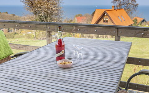 Paaske - 350M from the Sea: Træ, Hus, Sommerhus, Hjem, Tag, Landdistrikt, Sidespor, Bjælkehytte, Garden Bygninger, Hårdttræ