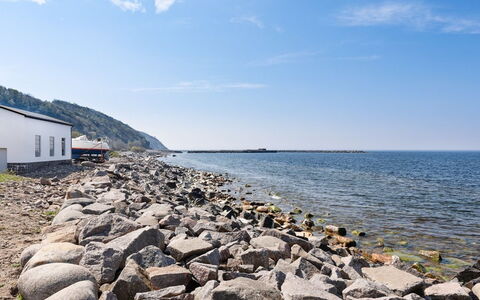 Paaske - 350M from the Sea: Træ, Hus, Sommerhus, Hjem, Tag, Landdistrikt, Sidespor, Bjælkehytte, Garden Bygninger, Hårdttræ