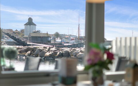 Fridhild - 10M from the Sea: Træ, Hus, Sommerhus, Hjem, Tag, Landdistrikt, Sidespor, Bjælkehytte, Garden Bygninger, Hårdttræ
