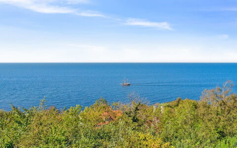 Heli - 200M from the Sea: Blå, Vand, Daytime, Horisont, Hav, Sommer, Coastal Og Oceaniske Landskabsformer, Ocean, Kyst, Tropics