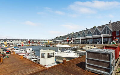 Allette - 10M from the Sea