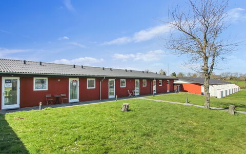 Esbern - 6Km from the Sea: Græs, Hus, Tag, Hjem, Sommerhus, Busk, Land Lot, Landdistrikt, Stuehus, Bunddække