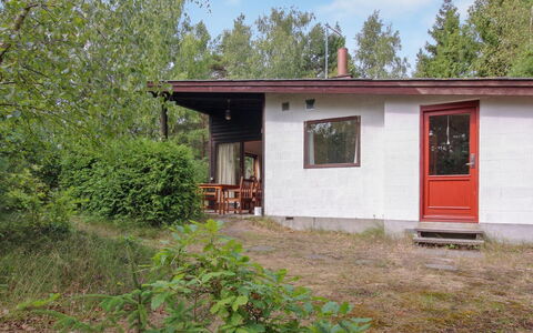 Farina - 150M from the Sea: Svømmepøl, Ferieby