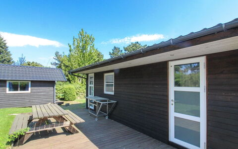 Hagen - 250M from the Sea: Træ, Hus, Sommerhus, Hjem, Tag, Landdistrikt, Sidespor, Bjælkehytte, Garden Bygninger, Hårdttræ