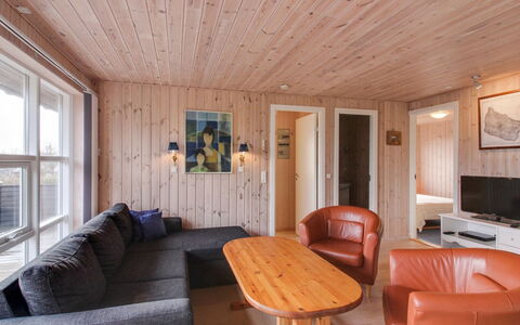 Hagen - 250M from the Sea: Træ, Hus, Sommerhus, Hjem, Tag, Landdistrikt, Sidespor, Bjælkehytte, Garden Bygninger, Hårdttræ