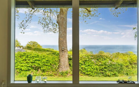 Esben - 350M from the Sea: Træ, Hus, Sommerhus, Hjem, Tag, Landdistrikt, Sidespor, Bjælkehytte, Garden Bygninger, Hårdttræ