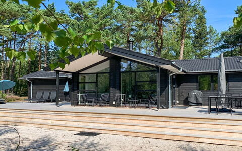 Eliz - 800M from the Sea: Træ, Hus, Sommerhus, Hjem, Tag, Landdistrikt, Sidespor, Bjælkehytte, Garden Bygninger, Hårdttræ