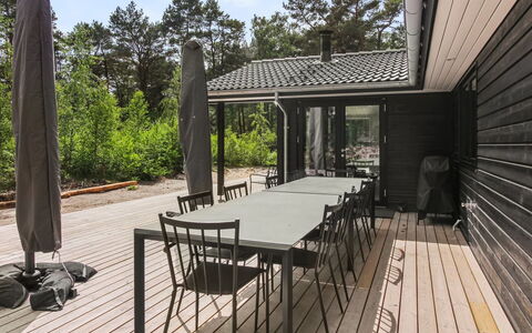 Eliz - 800M from the Sea: Træ, Hus, Sommerhus, Hjem, Tag, Landdistrikt, Sidespor, Bjælkehytte, Garden Bygninger, Hårdttræ