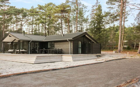 Eliz - 800M from the Sea: Træ, Hus, Sommerhus, Hjem, Tag, Landdistrikt, Sidespor, Bjælkehytte, Garden Bygninger, Hårdttræ