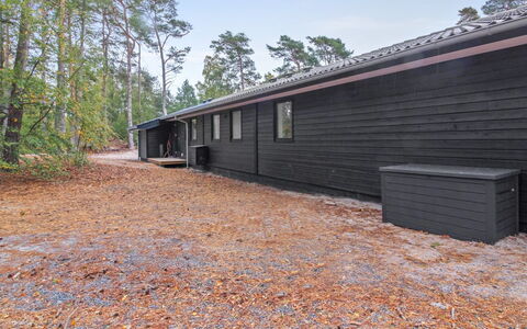 Eliz - 800M from the Sea: Træ, Hus, Sommerhus, Hjem, Tag, Landdistrikt, Sidespor, Bjælkehytte, Garden Bygninger, Hårdttræ