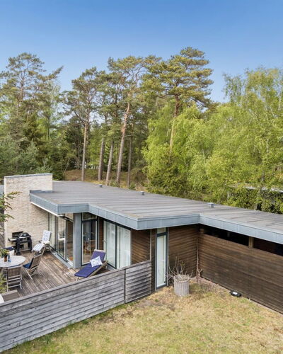 Yrja - 150M from the Sea
