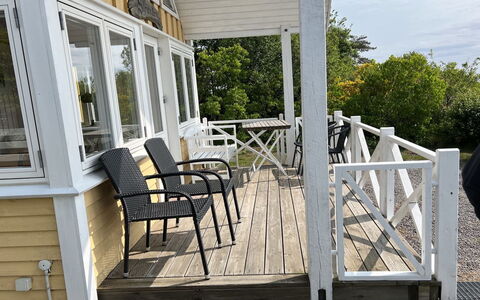 Bilal - 20M from the Sea: Sommerhus, Have, Sidespor, Garden Bygninger, Skygge, Gård, Backyard, Lawn, Stuehus, Landscaping
