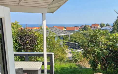 Jolanda - 800M from the Sea: Træ, Hus, Sommerhus, Hjem, Tag, Landdistrikt, Sidespor, Bjælkehytte, Garden Bygninger, Hårdttræ