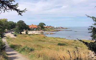 Maike - 200M from the Sea