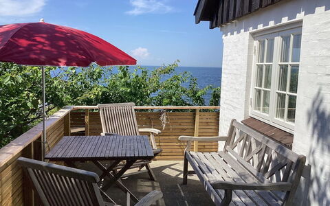 Asgot - 15M from the Sea: Blå, Sommerhus, Hus, Hjem, Stuehus, Estate, Sidespor