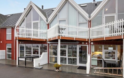 Armela - 10M from the Sea: Arkitektur, Hjem, Tag, Sidespor, Parkering, Markise, Altan, Dagslys