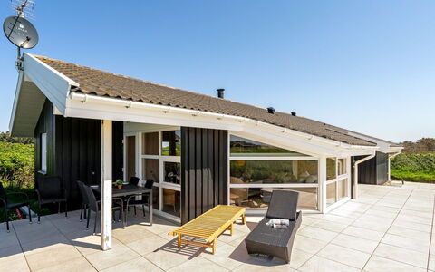 Abel - 350M from the Sea: Tag, Land Lot, Sommerhus, Hjem, Landdistrikt, Skur, Sidespor, Garden Bygninger, Bjælkehytte, Hytte