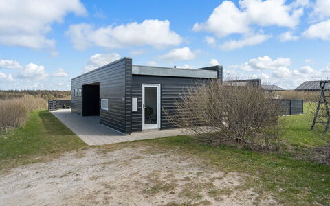 Ilfar - 700M from the Sea: 