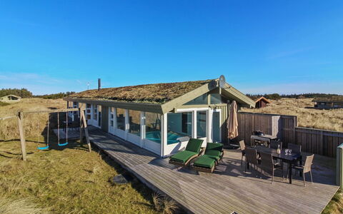Falka - 800M from the Sea: Plantesamfund, Sollys, Urteagtig Plante, Have, Plantation, Landbrug, Farm