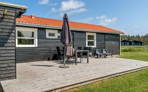 Lica - 600M from the Sea: Tag, Land Lot, Sommerhus, Hjem, Landdistrikt, Skur, Sidespor, Garden Bygninger, Bjælkehytte, Hytte