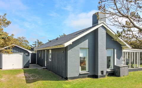 Hellin - 300M from the Sea: Græs, Græs-, Land Lot, Sommerhus, Landdistrikt, Eng, Garden Bygninger, Have, Skur
