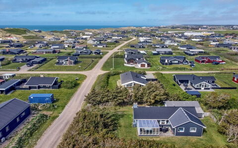 Hellin - 300M from the Sea: Græs, Græs-, Land Lot, Sommerhus, Landdistrikt, Eng, Garden Bygninger, Have, Skur