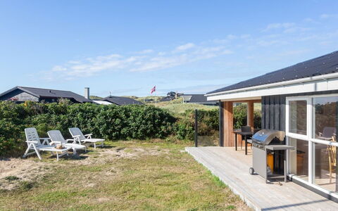 Mano - 200M from the Sea: Blå, Sommerhus, Hus, Hjem, Stuehus, Estate, Sidespor