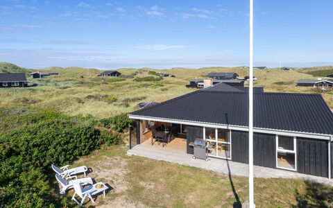 Mano - 200M from the Sea: Blå, Sommerhus, Hus, Hjem, Stuehus, Estate, Sidespor