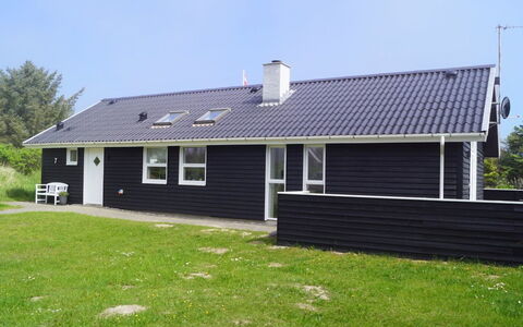 Aved - 350M from the Sea: Plantesamfund, Sollys, Urteagtig Plante, Have, Plantation, Landbrug, Farm