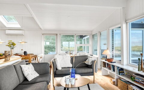 Ineke - 295M from the Sea: Møbel, Indretning, Træ, Couch, Gulvbelægning, Loft, Etage, Stue, Hjem, Værelse