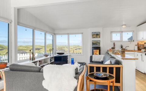 Ineke - 295M from the Sea: Hjem, Sommerhus, Hårdttræ, Design, Stue