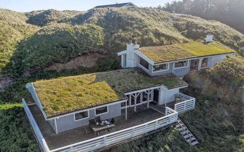 Trude - 250M from the Sea: Busk, Urban Design, Bunddække, Mursten, Lejlighed, Estate, Murværk, Altan, Landscaping