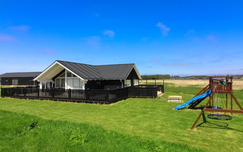 Mirkka - 1.5Km from the Sea: Træ, Hus, Sommerhus, Hjem, Tag, Landdistrikt, Sidespor, Bjælkehytte, Garden Bygninger, Hårdttræ