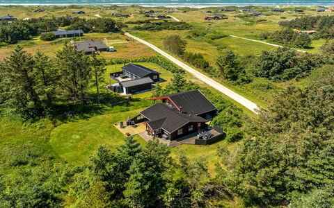 Gullborg - 800M from the Sea