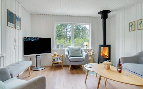 Ylva - 650M from the Sea: Træ, Hjem, Veranda, Dæk, Hårdttræ, Tag, Bejdse, Trægulve, Eco Hotel