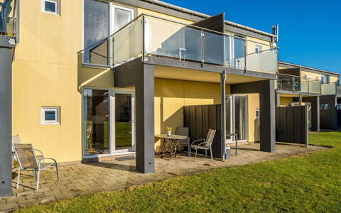 Risker - 70M from the Sea: Sommerhus, Backyard, Gård, Garden Bygninger, Skur, Sidespor, Udendørs Møbler, Bjælkehytte, Udendørs Struktur, Hytte