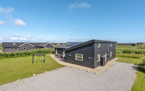 Vitori - 800M from the Sea: Græs, Græs-, Land Lot, Sommerhus, Landdistrikt, Eng, Garden Bygninger, Have, Skur